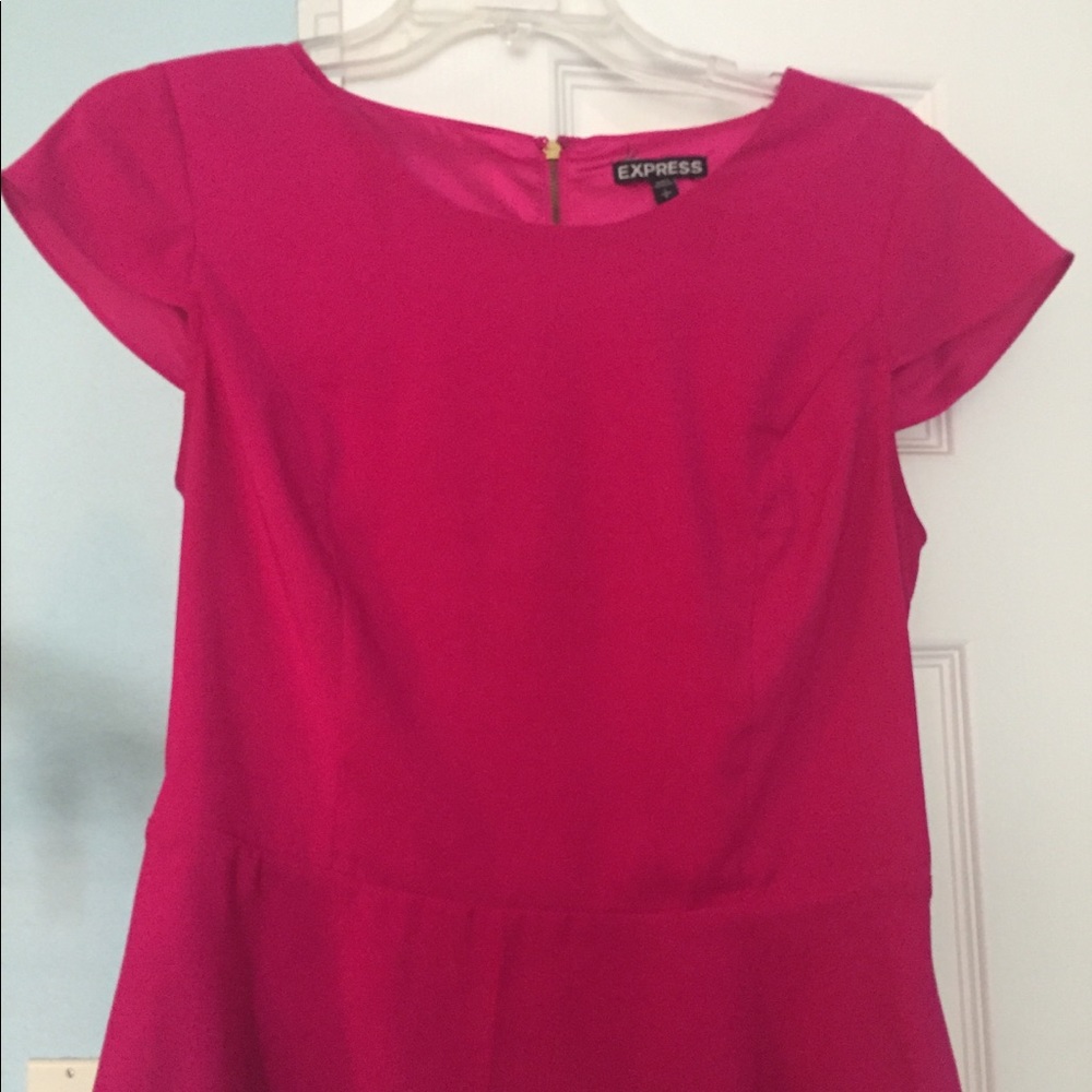 Small Express pink peplum blouse!